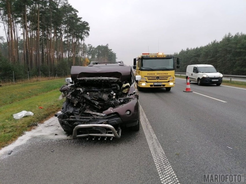 Wypadek na autostradzie pod Prószkowem.