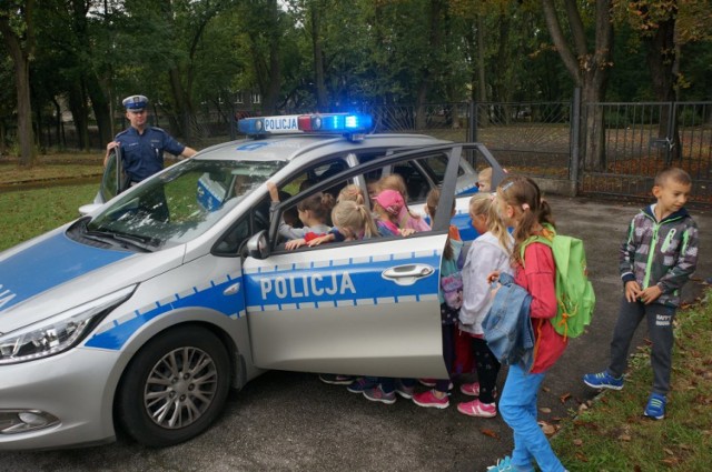 Policja uczy dzieci bezpieczeństwa