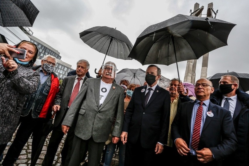 Uroczyste otwarcie bramy Stoczni Gdańskiej i złożenie...