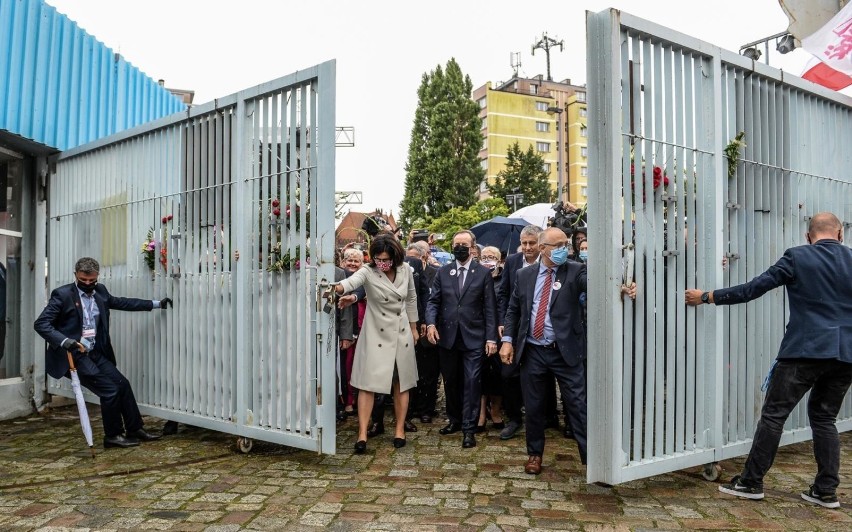 Uroczyste otwarcie bramy Stoczni Gdańskiej i złożenie...