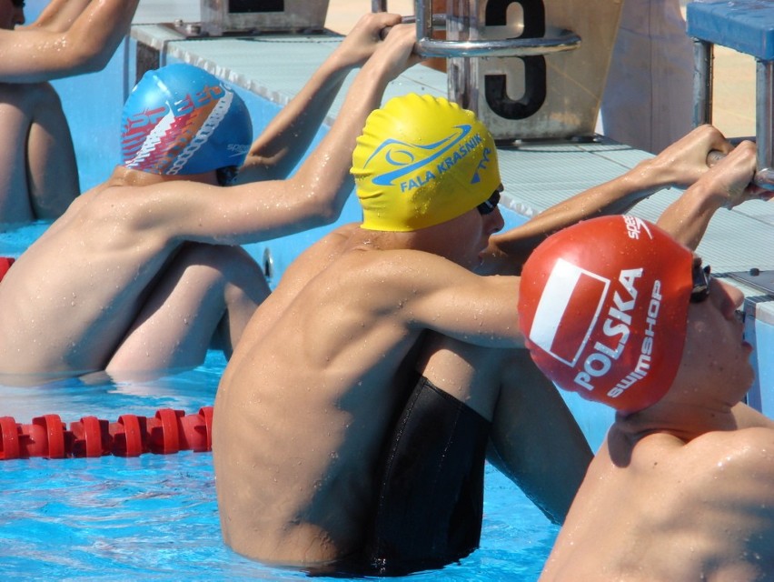 Na zawodach w Puławach kraśniccy pływacy zdobyli aż  49...