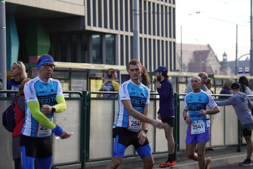 Ponad 3 tysiące osób wzięło udział w 21. Poznań Maraton....