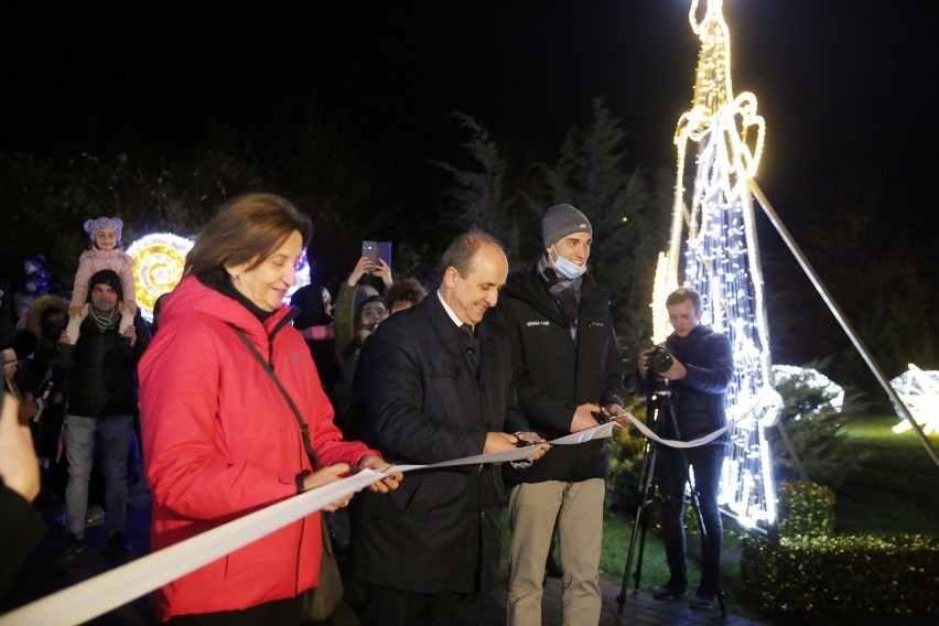 Lublin. Największe wydarzenie świetlne w tej części kraju. Ogród Botaniczny UMCS zamienił się w park iluminacji. Zobacz zdjęcia