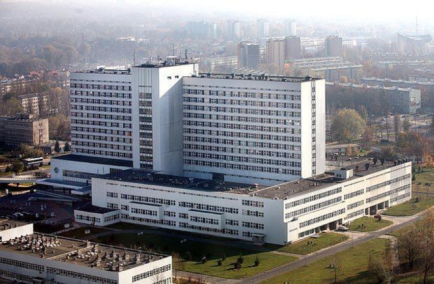 Szpital Rydygiera, w którym od kilku dni pracuje Artur...