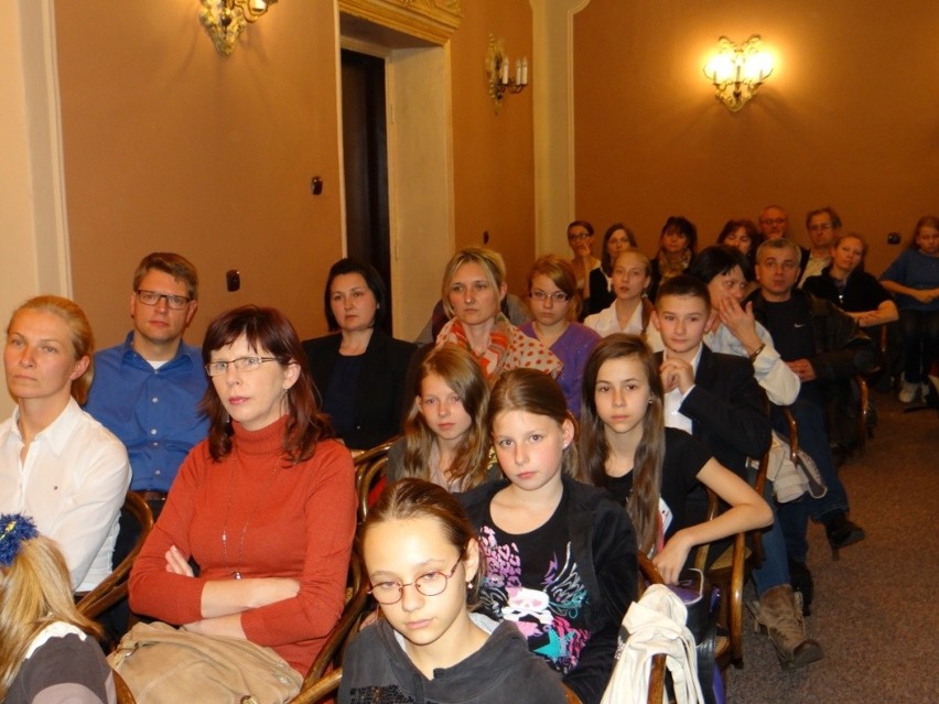 Mateusz Duda koncertował w Szkole Muzycznej w Radomsku