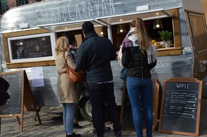 Zlot food trucków przy Browarze Mieszczańskim we Wrocławiu