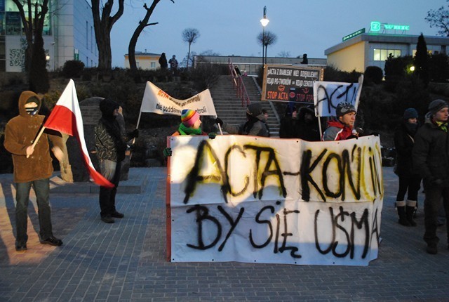 Protest przeciwko ACTA. Zbierają podpisy pod referendum