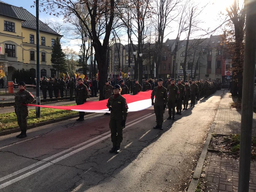 Obchody Narodowego Święta Niepodległości na rynku w Żywcu w...