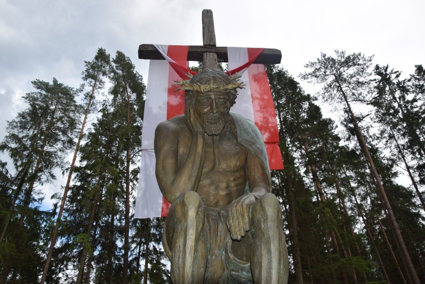 Wzruszającą rekonstrukcją historyczną rozpoczęły się obchody 77. rocznicy Obławy Augustowskiej