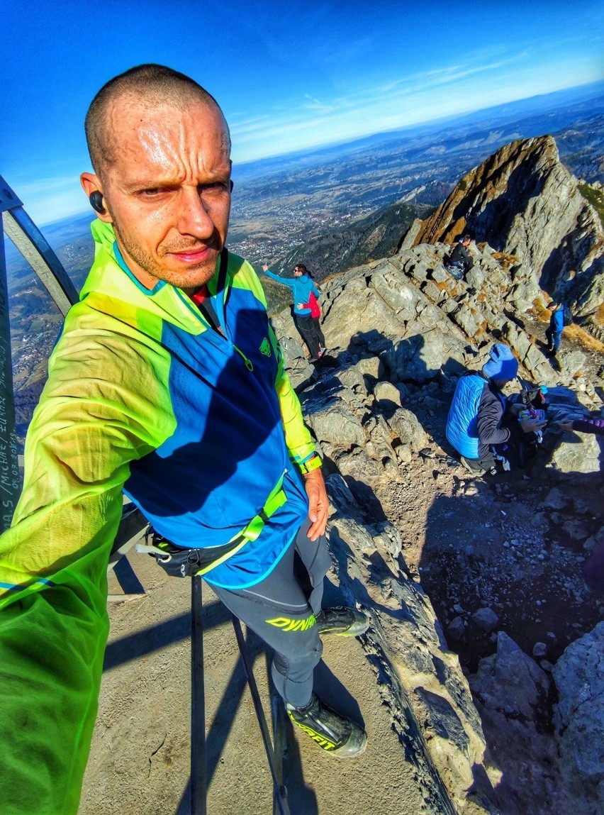 Giewont. Jesienna wycieczka na Śpiącego Rycerza. Szansa na niezwykłe widoki i bliskie obcowanie z naturą 