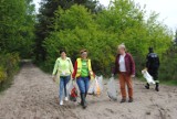 Leszy Bełchatów opanowali Zamoście w Bełchatowie i wyczyścili las ze śmieci
