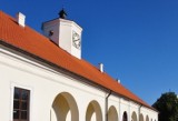 Niezwykła historia staszowskiego zegara. Odmierzał czas już od 1825 roku - najpierw na Ratuszu, a potem w kościele  