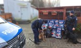 Policjanci uzbierali 180 kg karmy dla bezdomnych zwierząt 