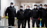 Oddział covidowy znów uruchomiony w Szpitalu Specjalistycznym w Prabutach. Strażacy z MOSP pomogli w przygotowaniach [ZDJĘCIA]