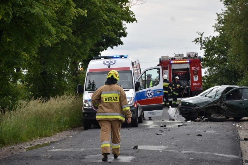 Wypadek na trasie Kuślin - Buk w miejscowości Wiktorowo
