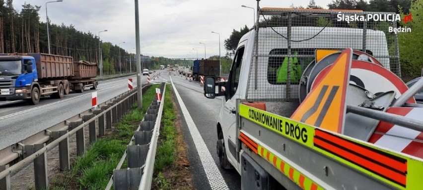 Drugi pas S1 do Pyrzowic otwarty, ale policja ostrzega przed brawurą na drodze. Było tam już 300 zdarzeń, w tym 40 wypadków 