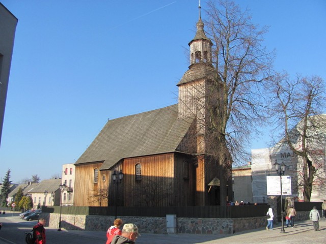 Drewniany kości&oacute;łek,  pod wezwaniem świętej Barbary w Lubawie. 
Fot. A. Sobiecki