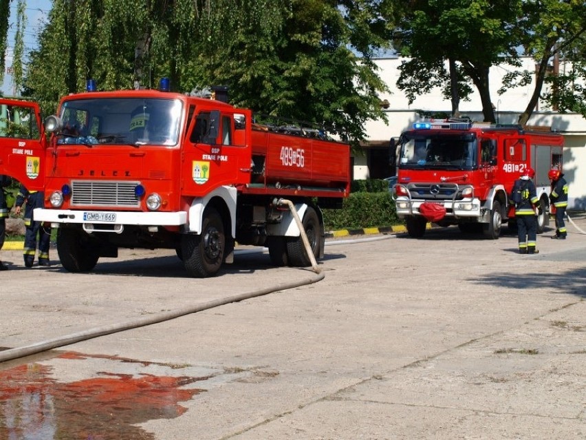 Malbork, Lipinka. Ćwiczenia strażaków z ratownictwa chemicznego i technicznego [ZDJĘCIA]