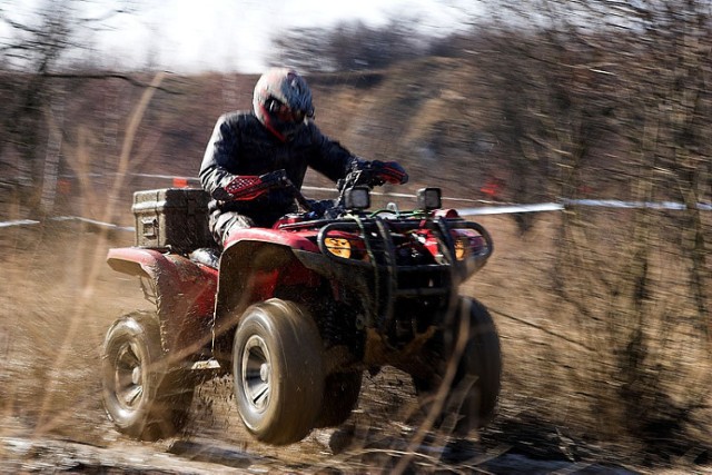 Pierwsi na starcie staneli zawodnicy w klasie quad adventure.
Foto. Krystian Jamróz