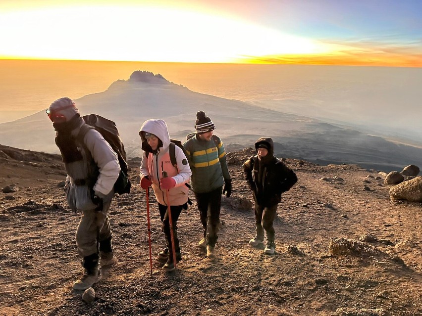 Mieszkańcy powiatu gnieźnieńskiego weszli na Kilimandżaro i uczestniczyli w maratonach w Tanzanii i Japonii