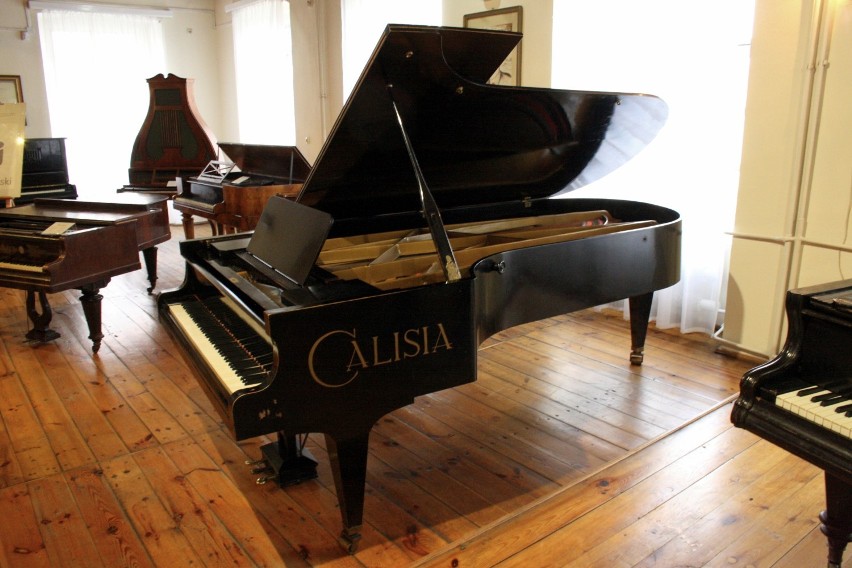 Unikatowy fortepian trafił do zbiorów Muzeum Historii...