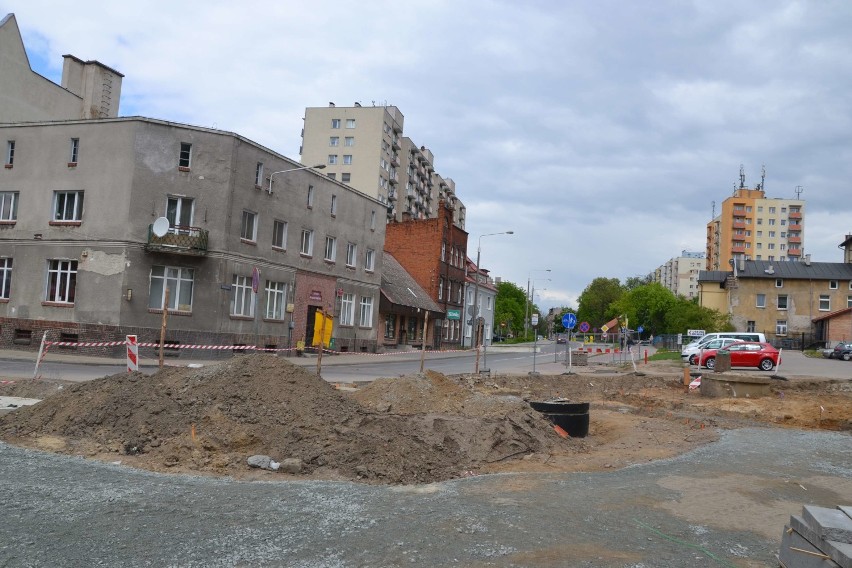 Malbork. Objazd w Śródmieściu - powstaje nowe rondo na ul. Mickiewicza 