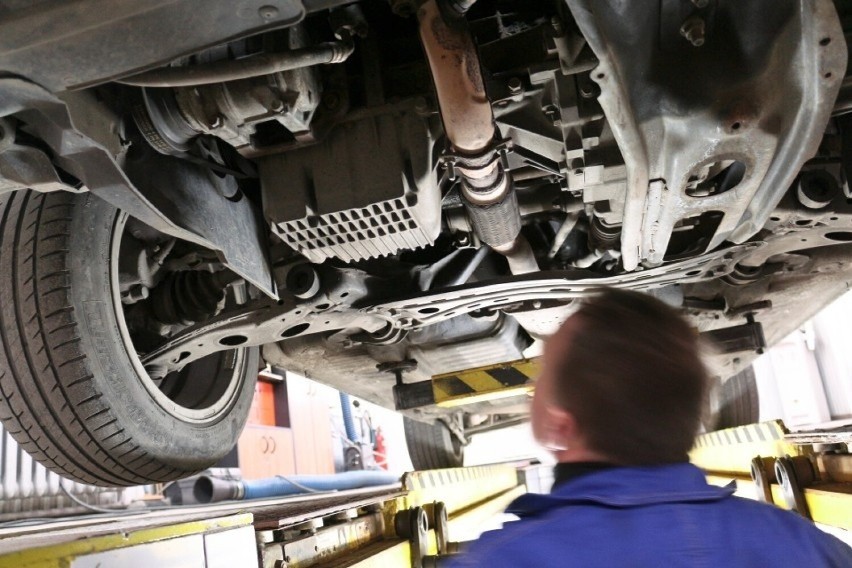 Chociaż w powszechnej świadomości 10-letnie auto uchodzi za...