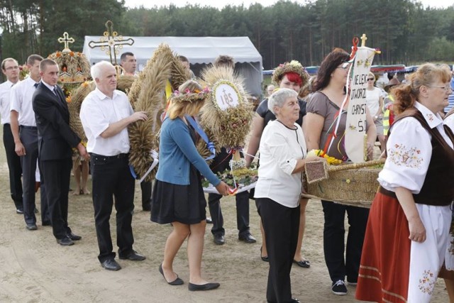 Do Klocka zjechały reprezentacje wszystkich sołectw w gminie Tuchola. Na dożynkach pojawili się oczywiście także tucholanie.