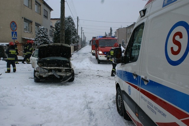 Krotoszyn: dwa auta zderzyły się na ulicy Pukackiego (ZDJĘCIA)