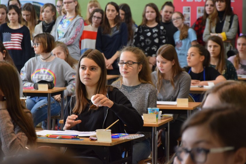 Konkurs "Spacer po wyobraźni" w Liceum Plastycznym w...