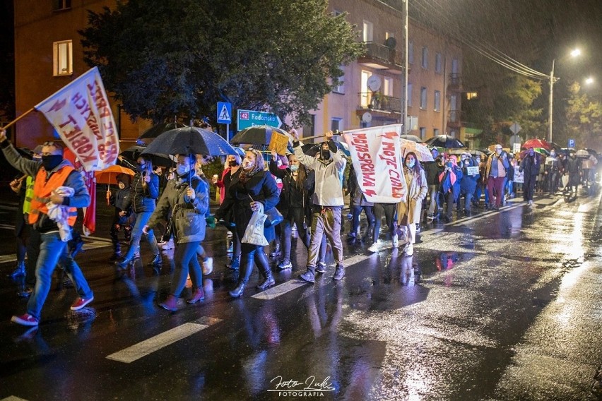 Protest kobiet w Kluczbork - 27 października 2020.