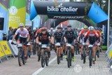Bike Atelier MTB Maraton 2022 na trasach wokół Pogorii - wielkie ściganie w Dąbrowie Górniczej! Finał sezonu - ZDJĘCIA
