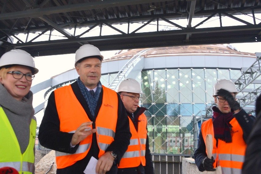 Remont dworca w Kielcach. Jak wygląda świeżo odnawiany obiekt? Konferencja prezydenta Bogdana Wenty (ZAPIS TRANSMISJI)