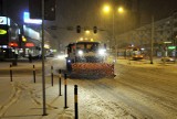 Atak zimy w marcu. Trudne warunki na drogach w Gdańsku [ZDJĘCIA]