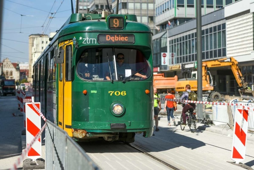 Wielu poznaniaków zaskoczył widok tramwajów kursujących...