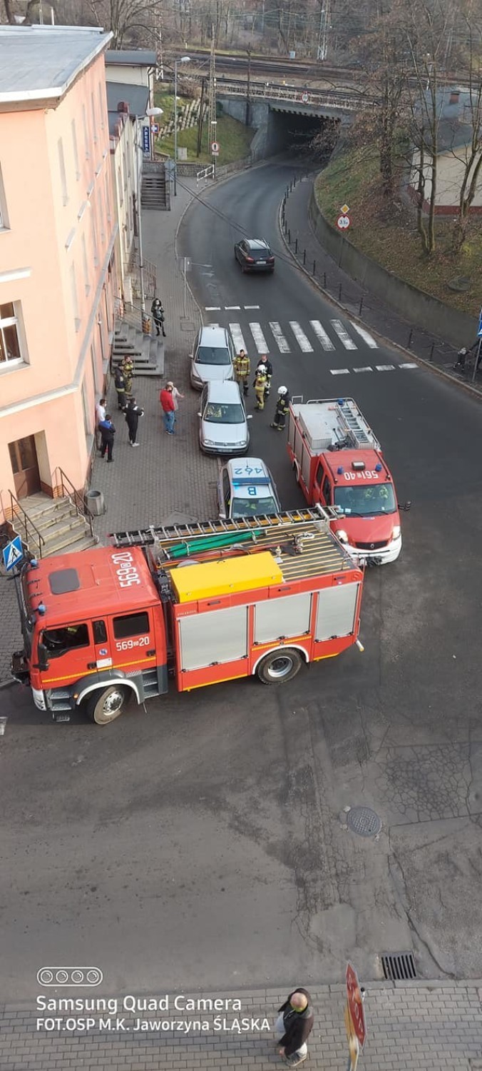 21-latek w VW Golfie wjechał w 89-letniego rowerzystę. Młody kierowca ukarany 