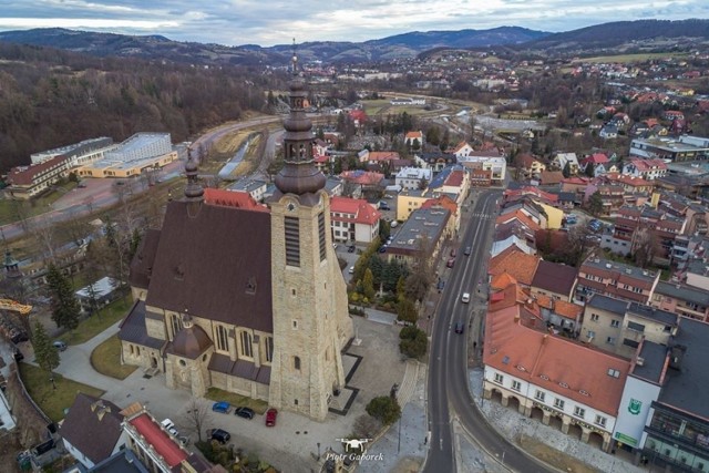 Nocą Limanowa pogrąży się w ciemności. Miasto szuka oszczędności i będzie wyłączać latarnie.