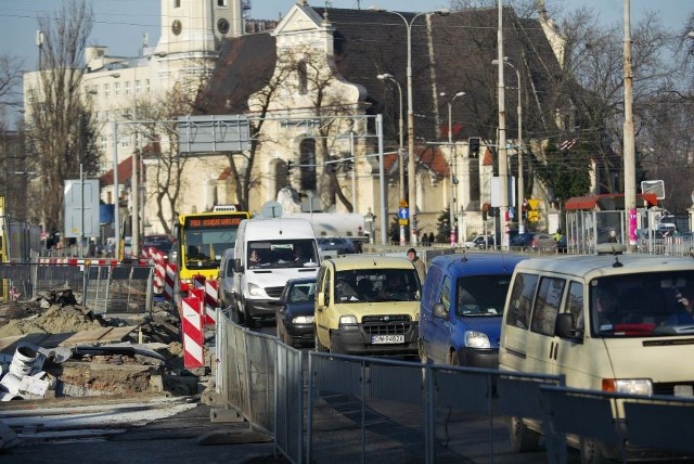 Na początku tego roku wyremontowano już inny fragment ul. Traugutta we Wrocławiu