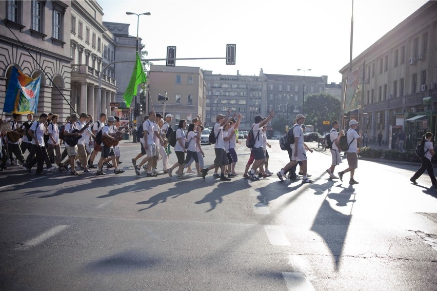 Warszawska pielgrzymka akademicka wyruszyła na Jasną Górę