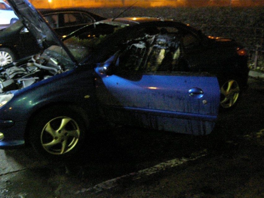 Pożar samochodu na hotelowym parkingu w Malborku. Jaka przyczyna? 