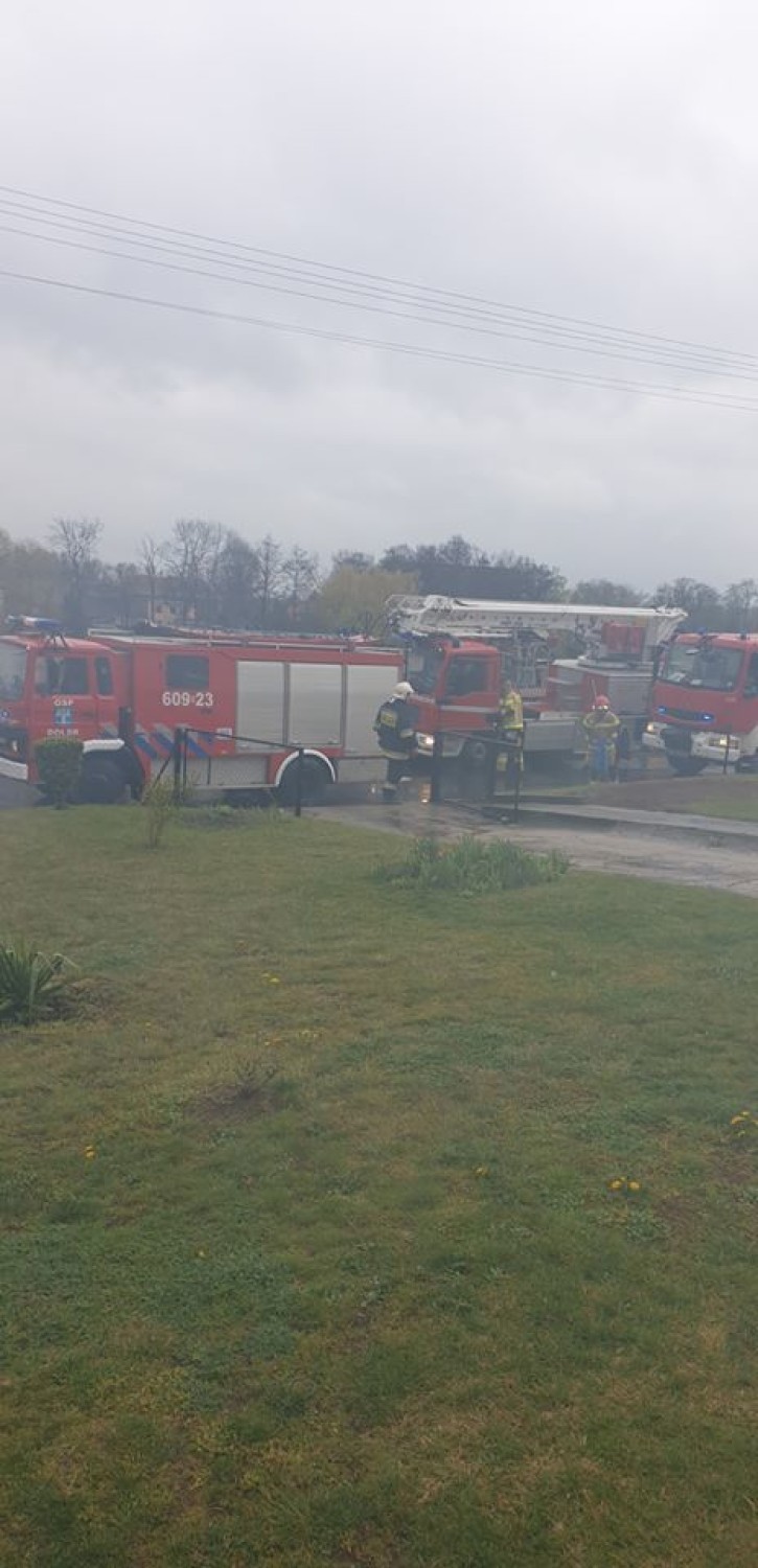 Pożar sadzy w kominie w budynku jednorodzinnym w Dolsku