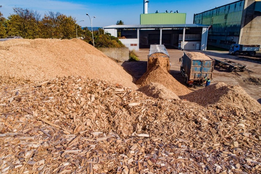 Zmodernizowana elektrociepłownia z kotłem na biomasę w Krośnie. Przynosi oszczędności i emituje mniej dwutlenku węgla [ZDJĘCIA]