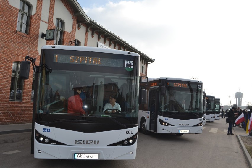 Nowe autobusy już jutro wyjadą na ulice Kościerzyny! Dziś zostały poświęcone [ZDJĘCIA]