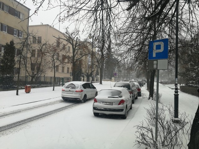 Zima w Toruniu ponownie dała się we znaki!

Zobacz także: Toruń. Mieszkania i lokale na sprzedaż od miasta. Co, gdzie i za ile można kupić?
