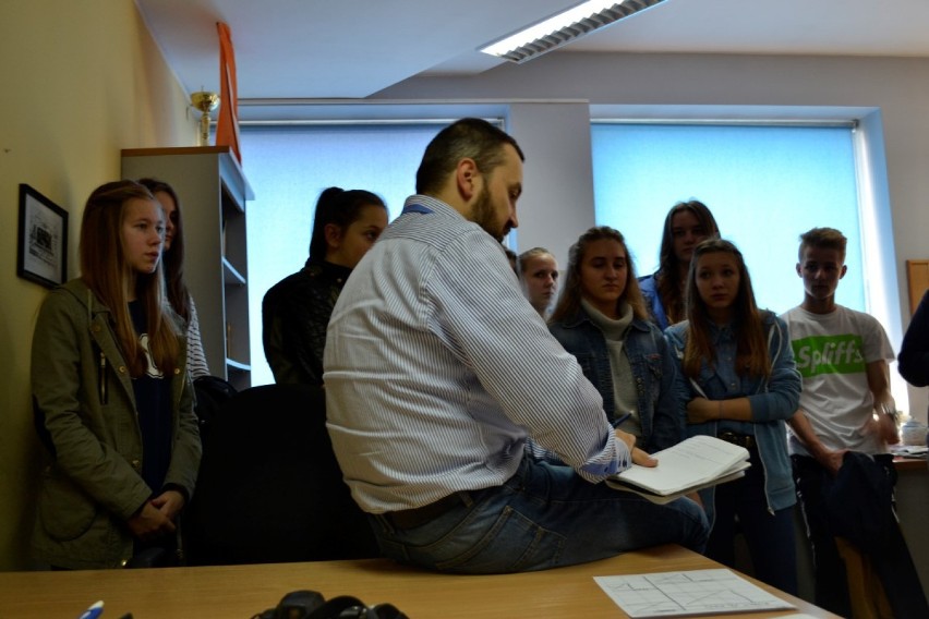 Uczniowie Gimnazjum Sportowego w Nowym Dworze Gdańskim zapoznali się z pracą dziennikarzy