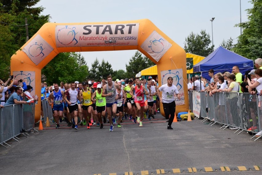 W biegu na 5 i 15 km udział wzięło łącznie ponad 300...