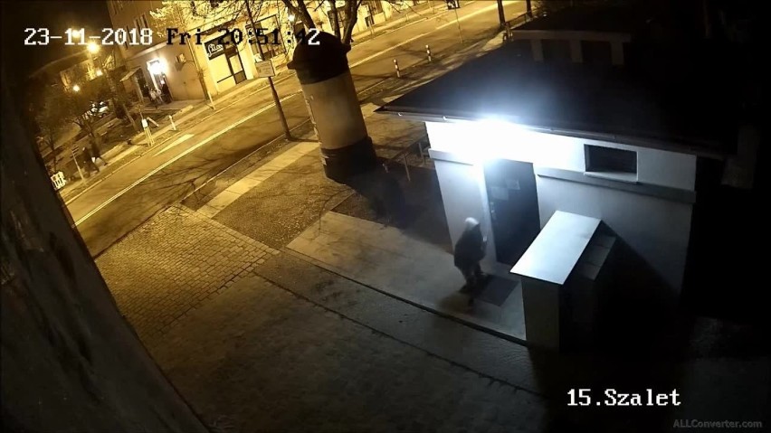 17-latek okradł... szalet miejski w Brzegu. Wpadł, bo został nagrany kamerą monitoringu 