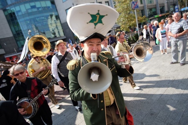 Poznań Old Jazz Festival 2016: Ulicami miasta przeszła Parada Nowoorleańska