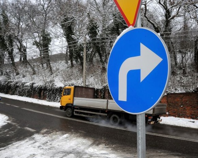 Nasz Czytelnik zasugerował zmiany w organizacji ruchu przy ul. ...