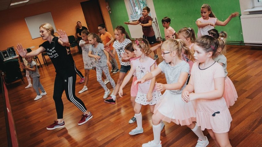 Chodzieski Dom Kultury: Zajęcia taneczne ruszyły po wakacyjnej przerwie [FOTO]